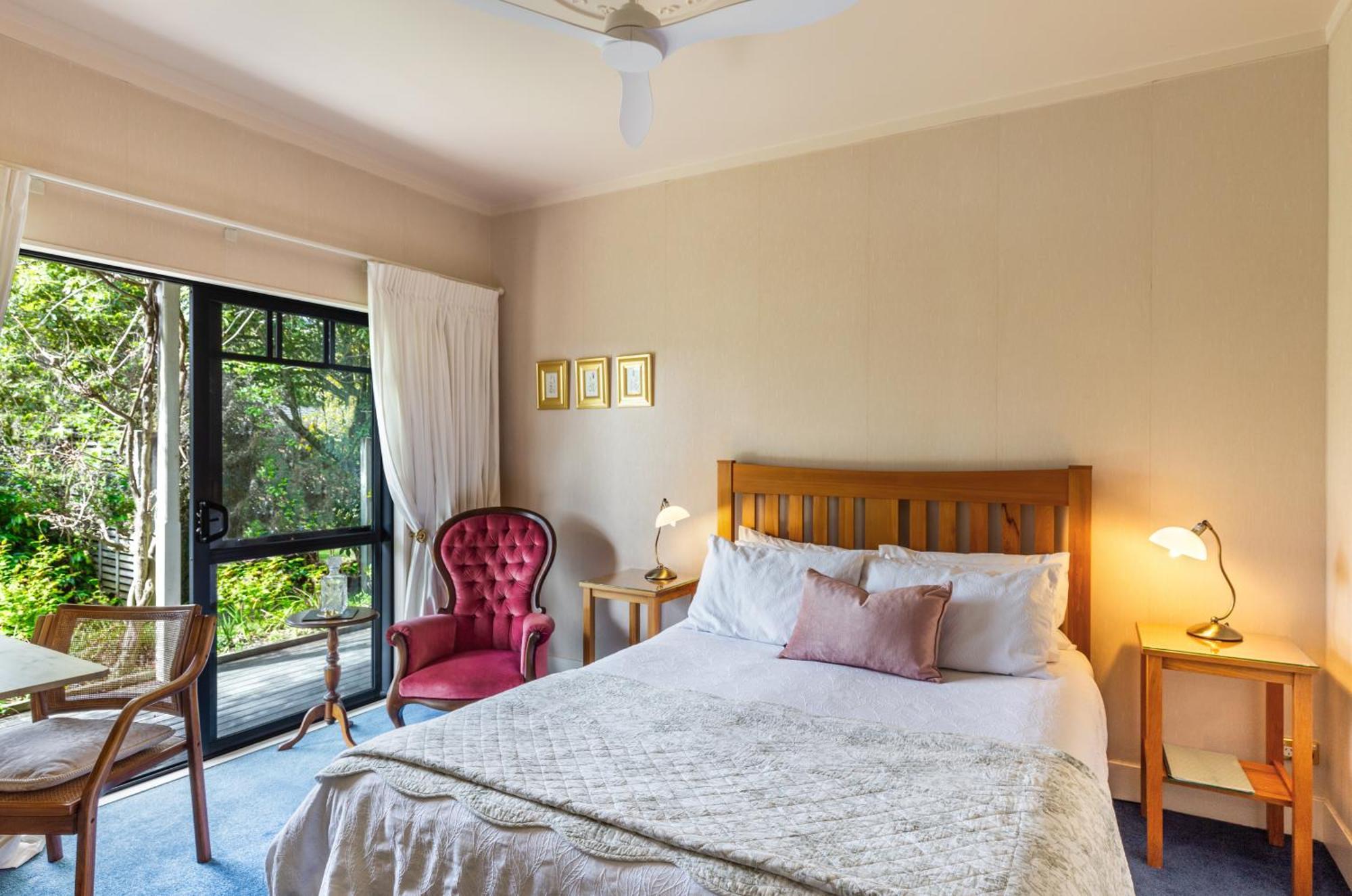 Olive Rabbit - Boutique Bed & Breakfast Терейнджи Экстерьер фото